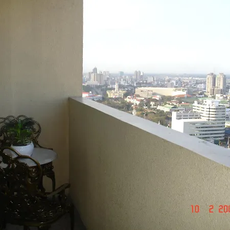 Robinson Place Tower 2 Apartment *